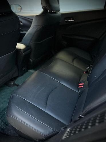 саларис 2015: Toyota Prius: 2017 г., 1.8 л, Вариатор, Гибрид, Хэтчбэк — 6