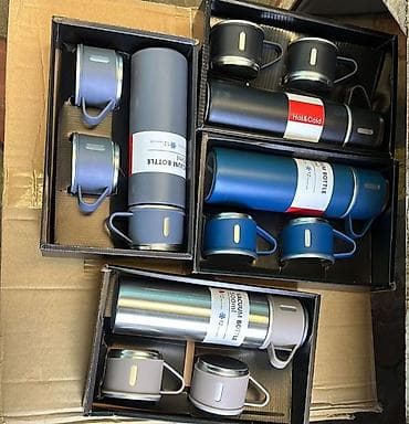 Термос с кружками супер качество уступлю оптом, есть цвета в