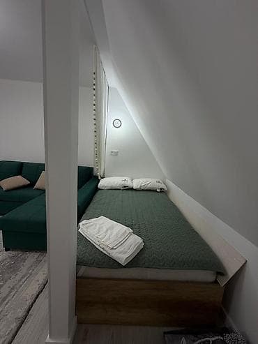 villa: Сдаю 1 комн студию в центре Чолпон Аты. ул. Акматбай ата 6Б/8. Yacht — 2