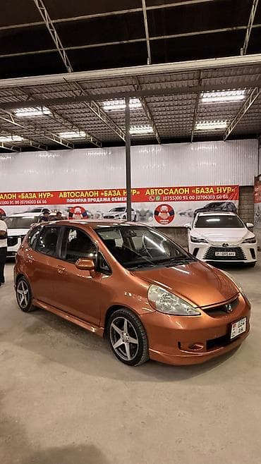 lexus es 2010: Honda Fit: 2007 г., 1.5 л, Автомат, Бензин, Хэтчбэк — 3