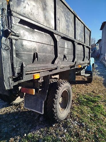 кузов на зил: ЗИЛ : 2.7 л | 2026 г. 2026 км Фургон — 2