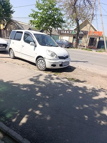 windom 2001: Toyota Funcargo: 2003 г., 1.3 л, Автомат, Бензин, Минивэн — 1