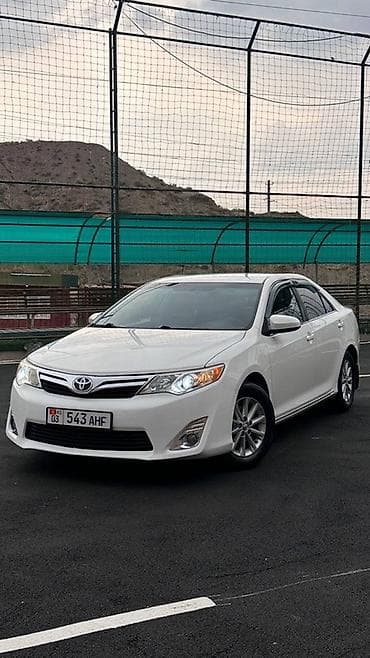 бублик машина: Toyota Camry: 2012 г., 2.5 л, Автомат, Бензин, Седан — 3