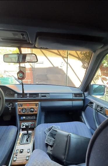 мерс 124 на запчасти: Mercedes-Benz W124: 1993 г., 2.8 л, Автомат, Бензин, Седан — 6