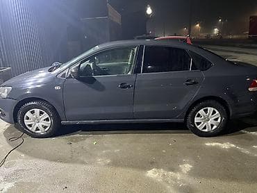 e60 m5: Volkswagen Polo: 2011 г., 1.6 л, Ручные, Бензин, Седан — 3