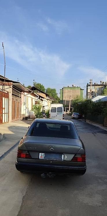 Продажа авто: Mercedes-Benz W124: 1992 г., 2.5 л, Механика, Дизель, Седан — 3