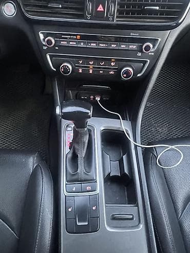 сидения на гольф2: Kia K5: 2018 г., 2 л, Автомат, Бензин, Седан — 3