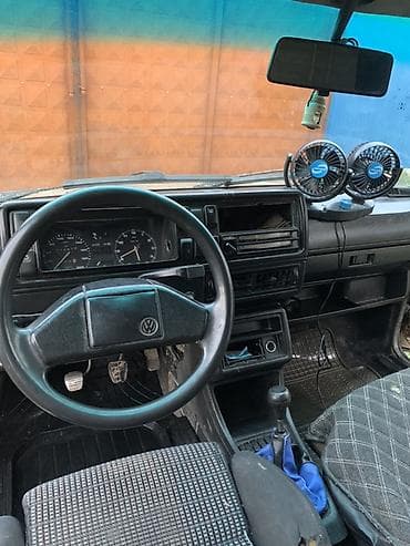 сидение на голф3: Volkswagen Golf: 1988 г., 1.8 л, Механика, Бензин, Хэтчбэк — 4