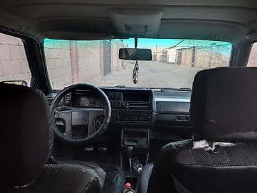 Volkswagen: Volkswagen Golf: 1989 г., 1.6 л, Механика, Бензин, Хэтчбэк — 8