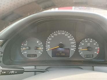 Mercedes-Benz E-Class: 2001 г., 2.8 л, Автомат, Бензин, Седан — 8