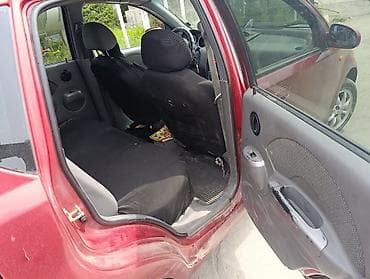 Chevrolet Aveo: 2005 г., Механика, Хэтчбэк