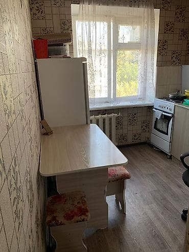 исанов: Подселение для одной девушки. Адрес: ул. Исанова 18 / Боконбаева — 2