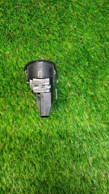 e39: Блок кнопок Bmw 525I E39 M54B25 2003 (б/у) ​ Марка: BMW Модель: 525i — 5