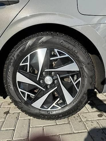 грандеур 2022: Hyundai Grandeur: 2022 г., Седан — 5