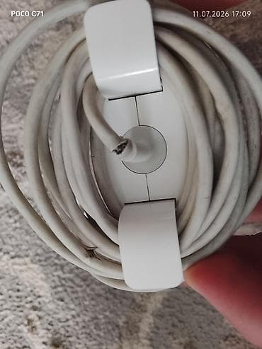 намотчик: Блок питания Apple MagSafe 2 45W с сетевой вилкой (EU). честно говоря — 5