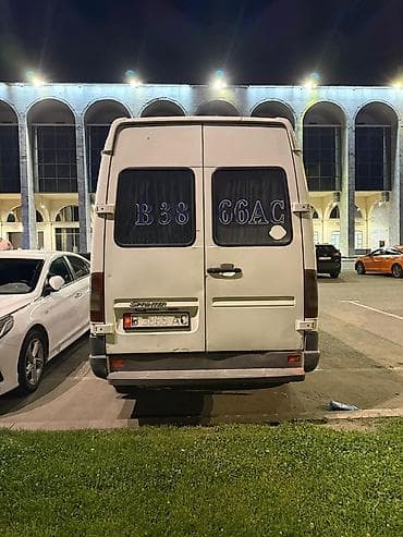бамперы 210 мерс: Легкий грузовик, Mercedes-Benz, Б/у — 4
