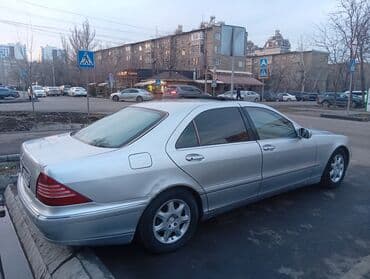 вмятина: Mercedes-Benz S-Class: 1999 г., 5 л, Автомат, Газ, Седан — 2