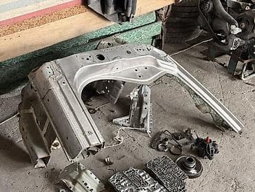 губа субару: Лонжерон Subaru, Б/у, Оригинал — 3