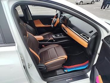 авто byd: BYD E2: 2021 г., Электромобиль, Кроссовер — 5