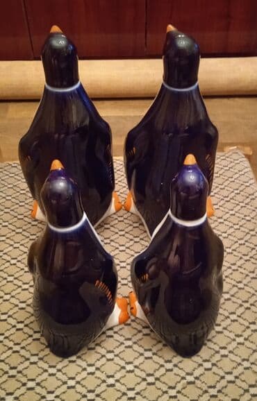 продажа статуэток: Продаю графины - пингвины СССР ЛФЗ. высота 23см и 17см. Большие по — 3