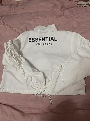 Личные вещи: Одежда женская почти новые все по 300 с можете все забрать за 600 — 2