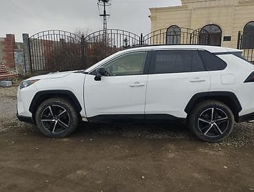 Toyota: Toyota RAV4: 2019 г., 2.5 л, Автомат, Бензин, Кроссовер — 3