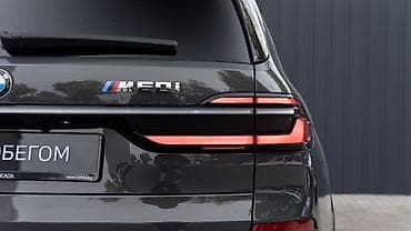 пленку: BMW X7: 2024 г., 4.4 л, Автомат, Бензин, Внедорожник — 6