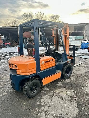 komatsu: Погрузчик, Nissan, Колесный, Вилочный — 2