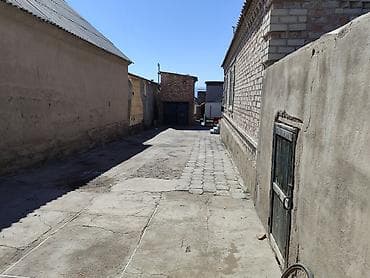 суточный комната: 160 м², 6 комнат — 2