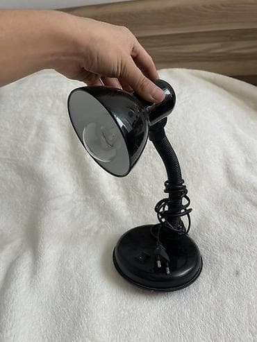 Брусчатка, тротуарная плитка: Настольная лампа с гибкой стойкой - Классический черный корпус — 2