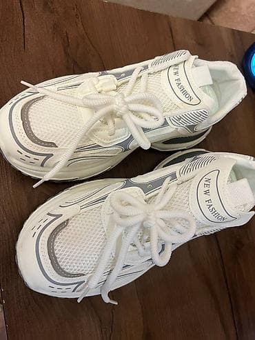 shoes: Новая.42-размер. Толстая подошва которая увеличивает рост при ношении — 7