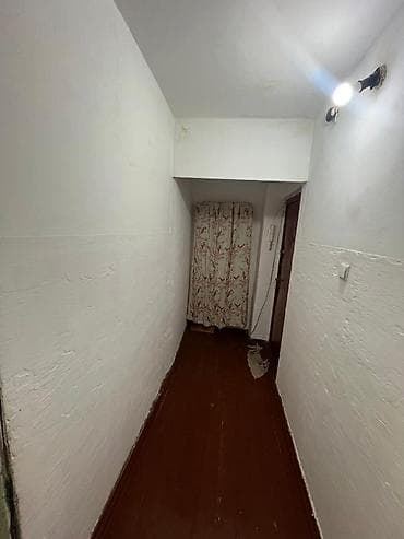 продаю квартиру 3 ком: 2 комнаты, 46 м², 104 серия, 3 этаж — 6