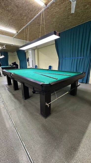 Продается бильярдный стол 12фунт. Пользовались 4 мецяса Бильярдный