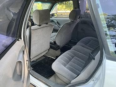 Продажа авто: Volkswagen Passat: 1993 г., 1.8 л, Механика, Бензин, Седан — 6