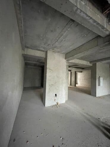 бокомбаева сдаю помещение: Продаю Офис 162 м², Без ремонта, Без мебели, Многоэтажное здание, 1 этаж — 9