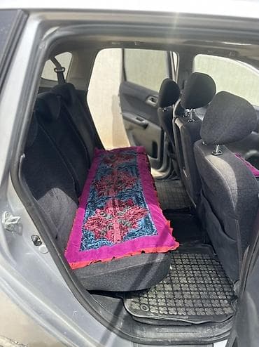 step rf3: Honda FR-V: 2004 г., 2 л, Механика, Газ, Минивэн — 4