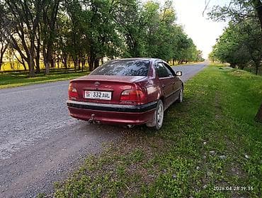 mini cuper: Toyota Avensis: 1998 г., 1.8 л, Механика, Бензин, Седан — 4