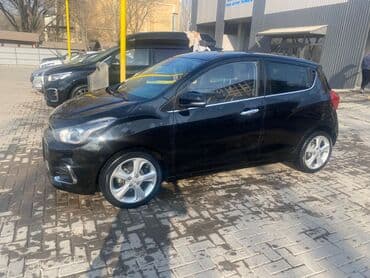 авто под выкуп без первоначального взноса бишкек: Chevrolet Spark: 2017 г., Автомат, Бензиновая, Хэтчбэк — 2