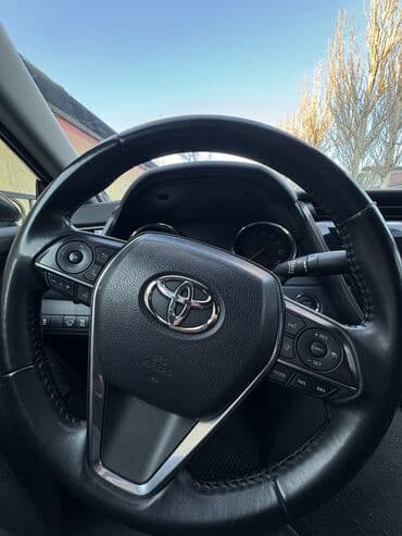 Продажа авто: Toyota Camry: 2020 г., 2.5 л, Автомат, Бензин, Седан — 7