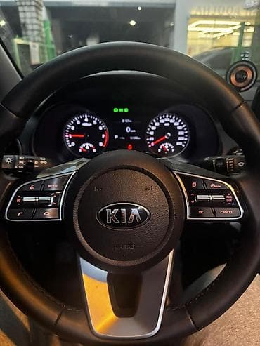 lux: Kia K3: 2019 г., 1.6 л, Бензин — 7