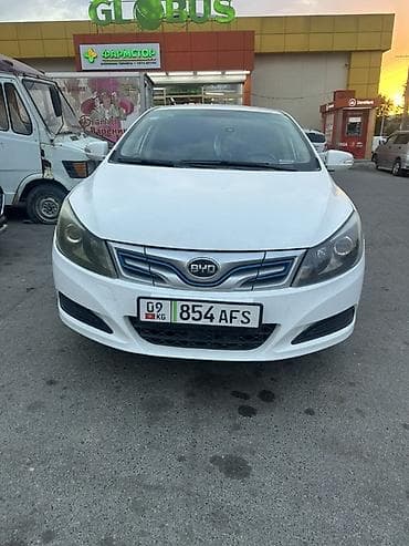 tesla model 3: BYD L3: 2019 г., Механика, Электромобиль, Седан — 1