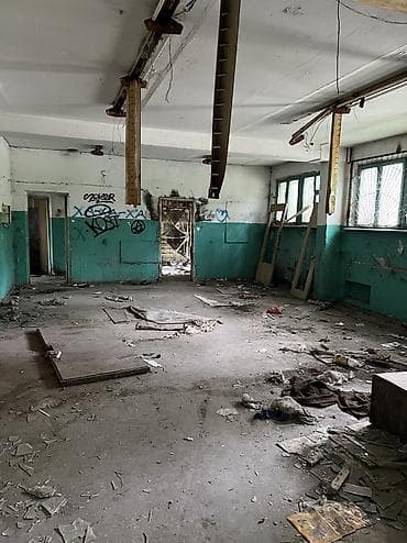 а фрейм домик: Продаю двух этажное здание. 750кв/м участок 14,5 соток. Здание — 7