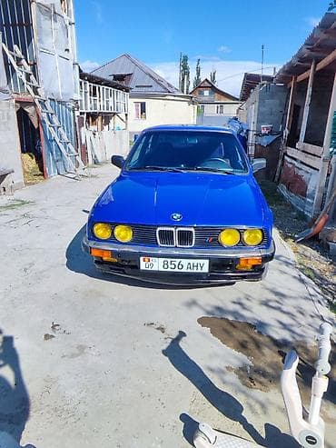 lanser 10: BMW 3 series: 1984 г., 2 л, Механика, Бензин, Купе — 1