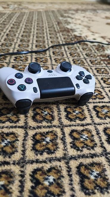 ремонт ps4: Геймпад/можно подключить телефон Sony DualShock 4 обменяю на — 2