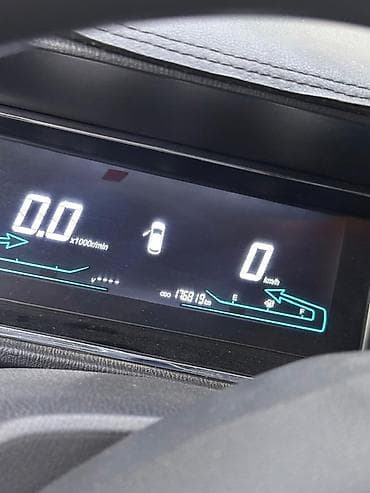 ssangyong rexton 4: Changan Auchan A600 EV: 2021 г., Автомат, Электромобиль, Минивэн — 3
