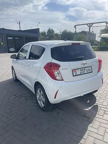 купить бу авто в кыргызстане: Chevrolet Spark: 2019 г., 1 л, Автомат, Бензин, Хэтчбэк — 3