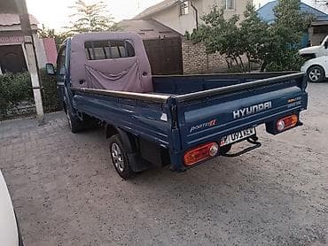 sprinter 2 7: Легкий грузовик, Hyundai, Стандарт, 1,5 т, Б/у — 2