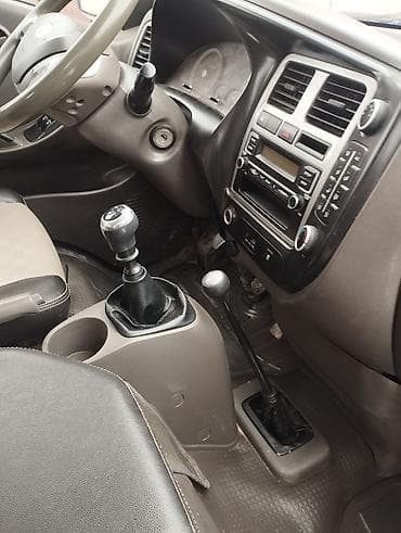 мерседес бенз с: Hyundai Porter II, бортовой малотоннажный грузовик с двойной кабиной — 4