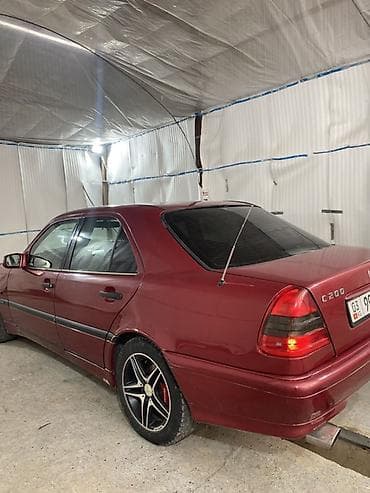 а 190: Mercedes-Benz C-Class: 1993 г., 2 л, Ручные, Бензин, Седан — 1