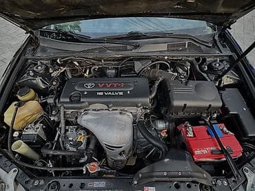классические автомобили: Toyota Camry: 2005 г., 2.4 л, Автомат, Бензин, Седан — 10